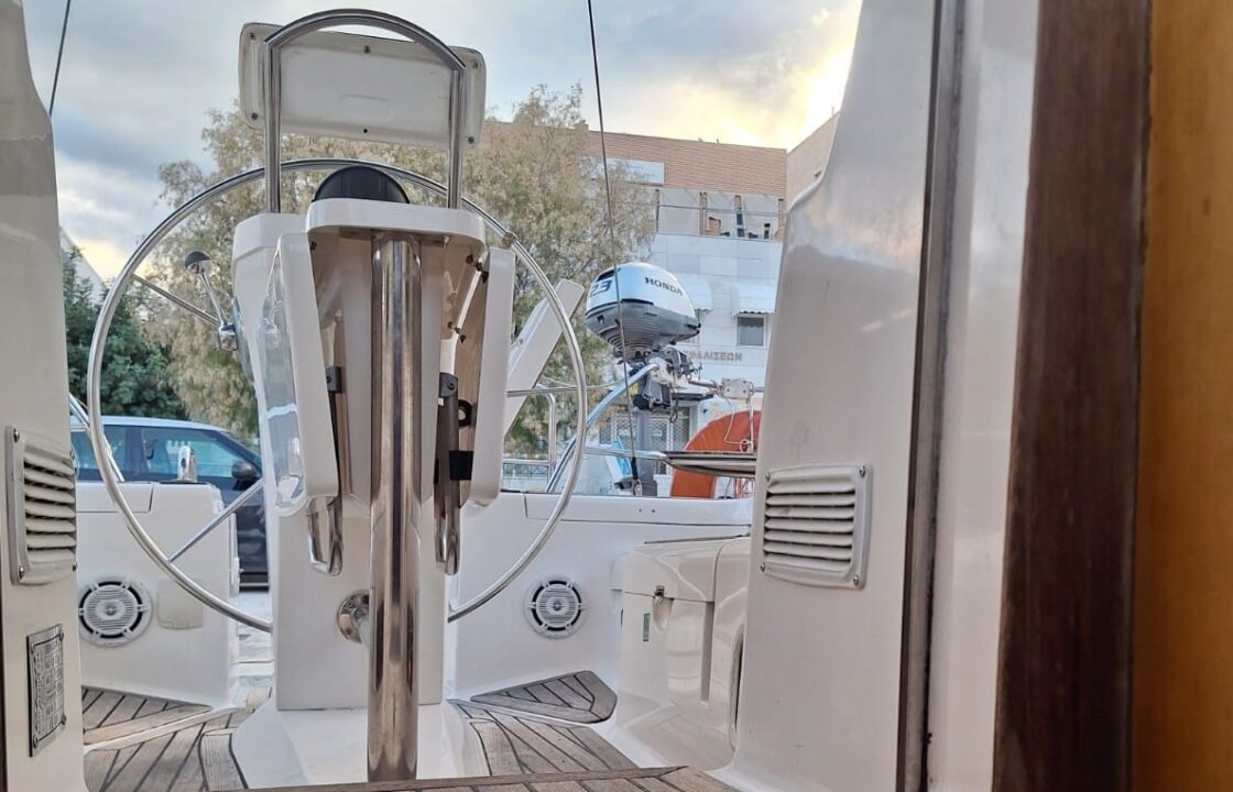 Ageras Elan 344 sailboat charter Preveza